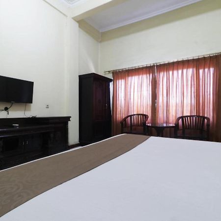 Hotel Antariksa Dupak Екстериор снимка