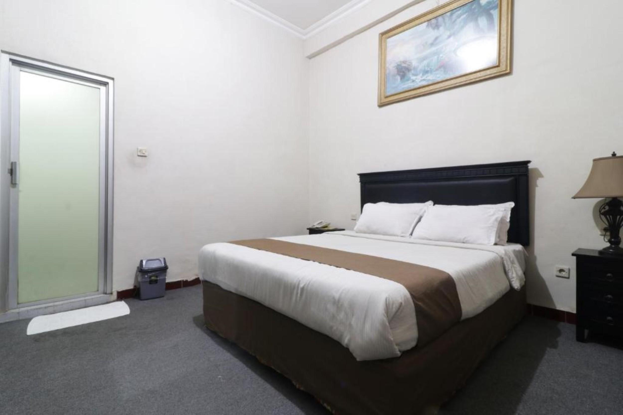 Hotel Antariksa Dupak Екстериор снимка
