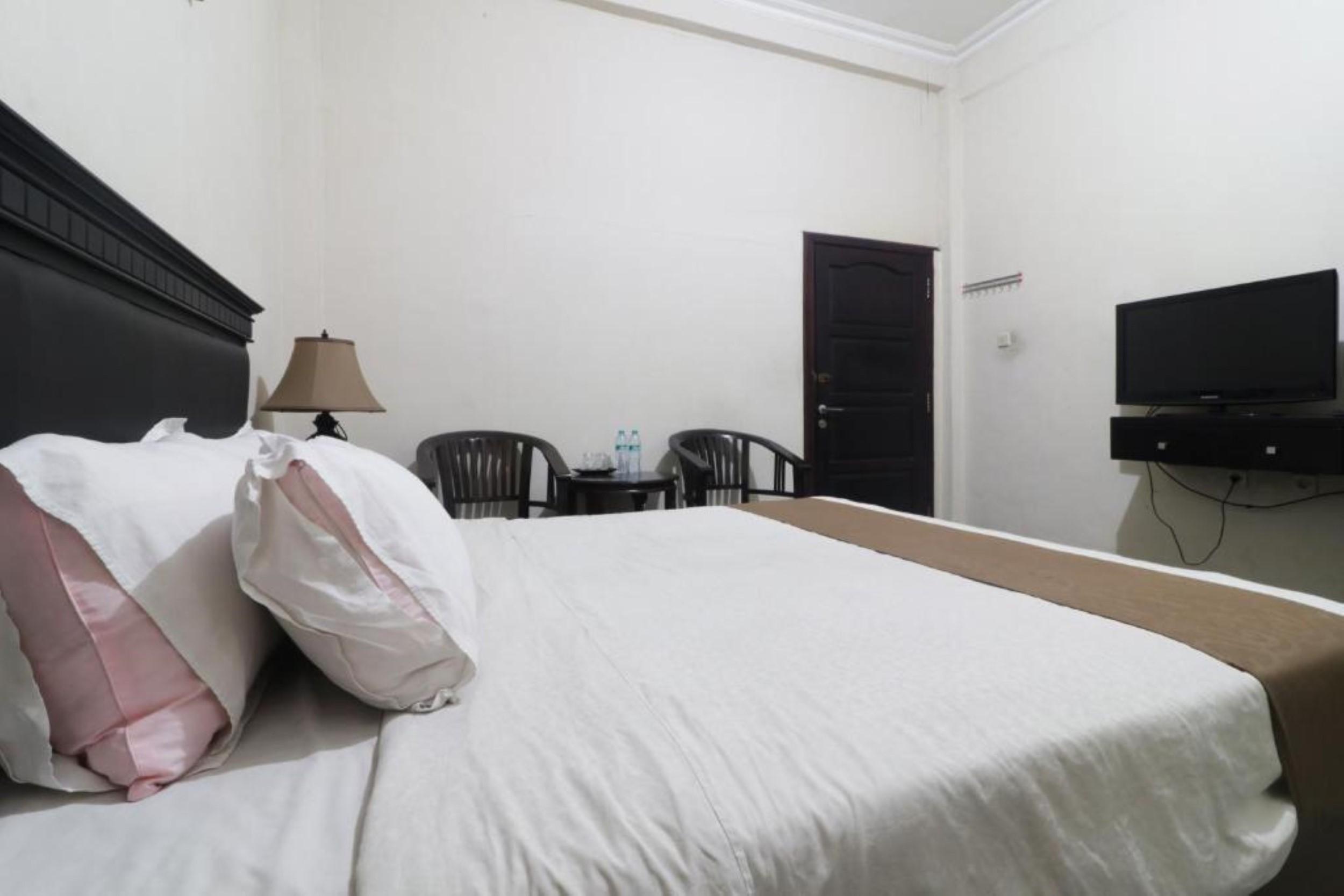 Hotel Antariksa Dupak Екстериор снимка
